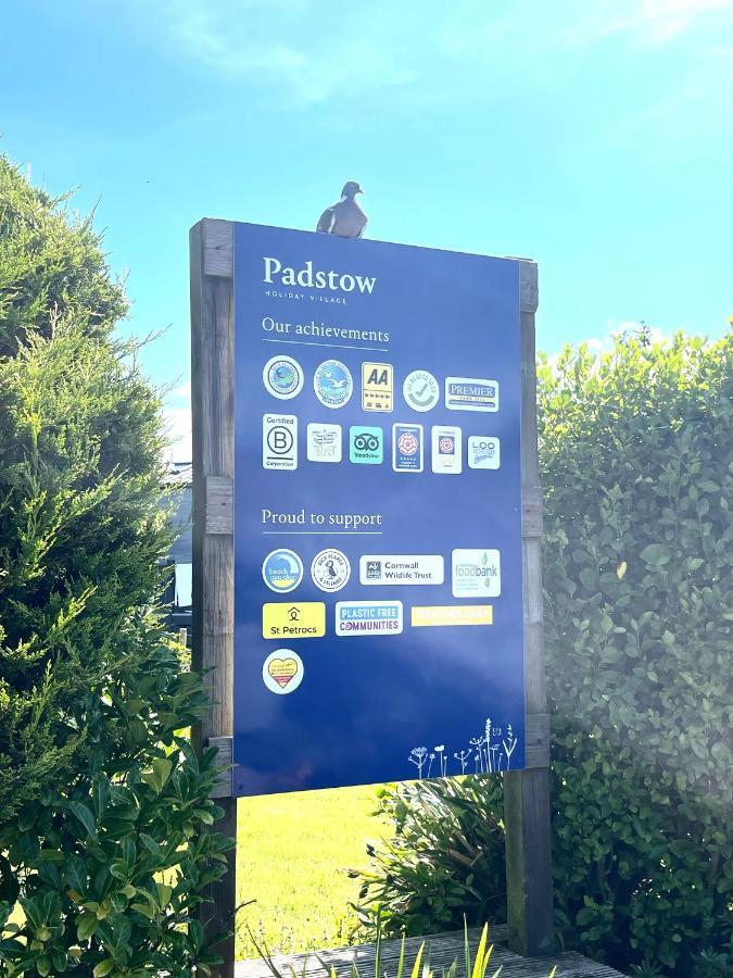 Stones Throw Apartment Padstow