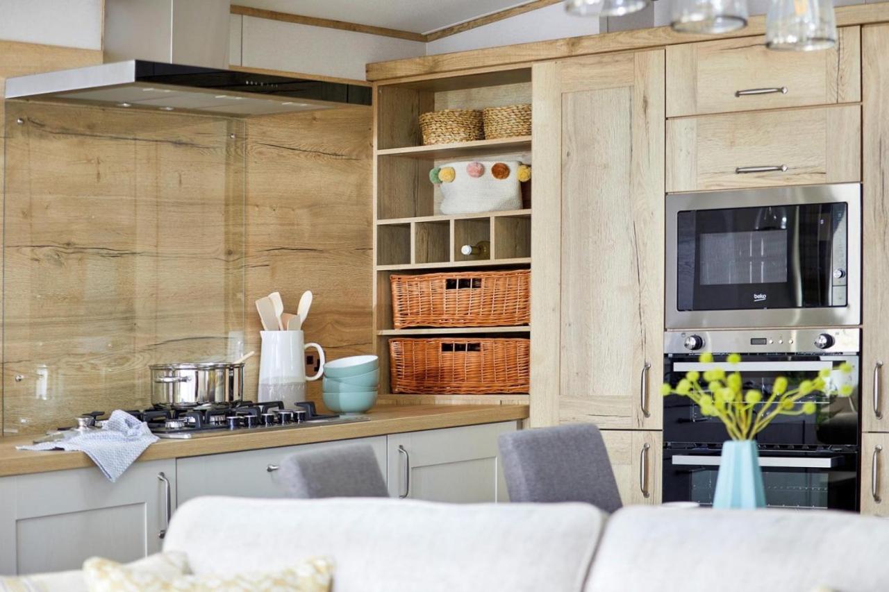 Stones Throw Apartment *