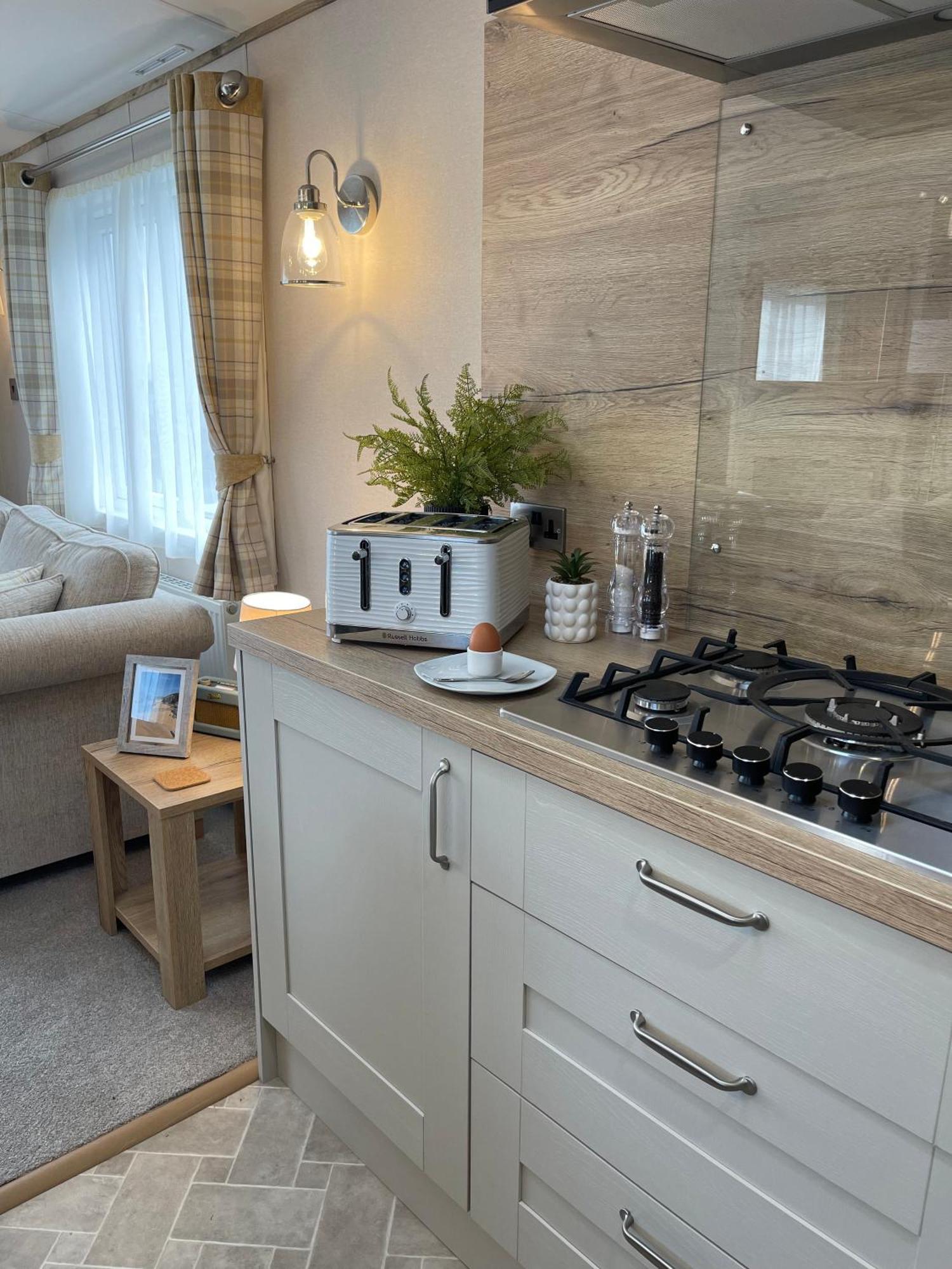 Apartment Stones Throw