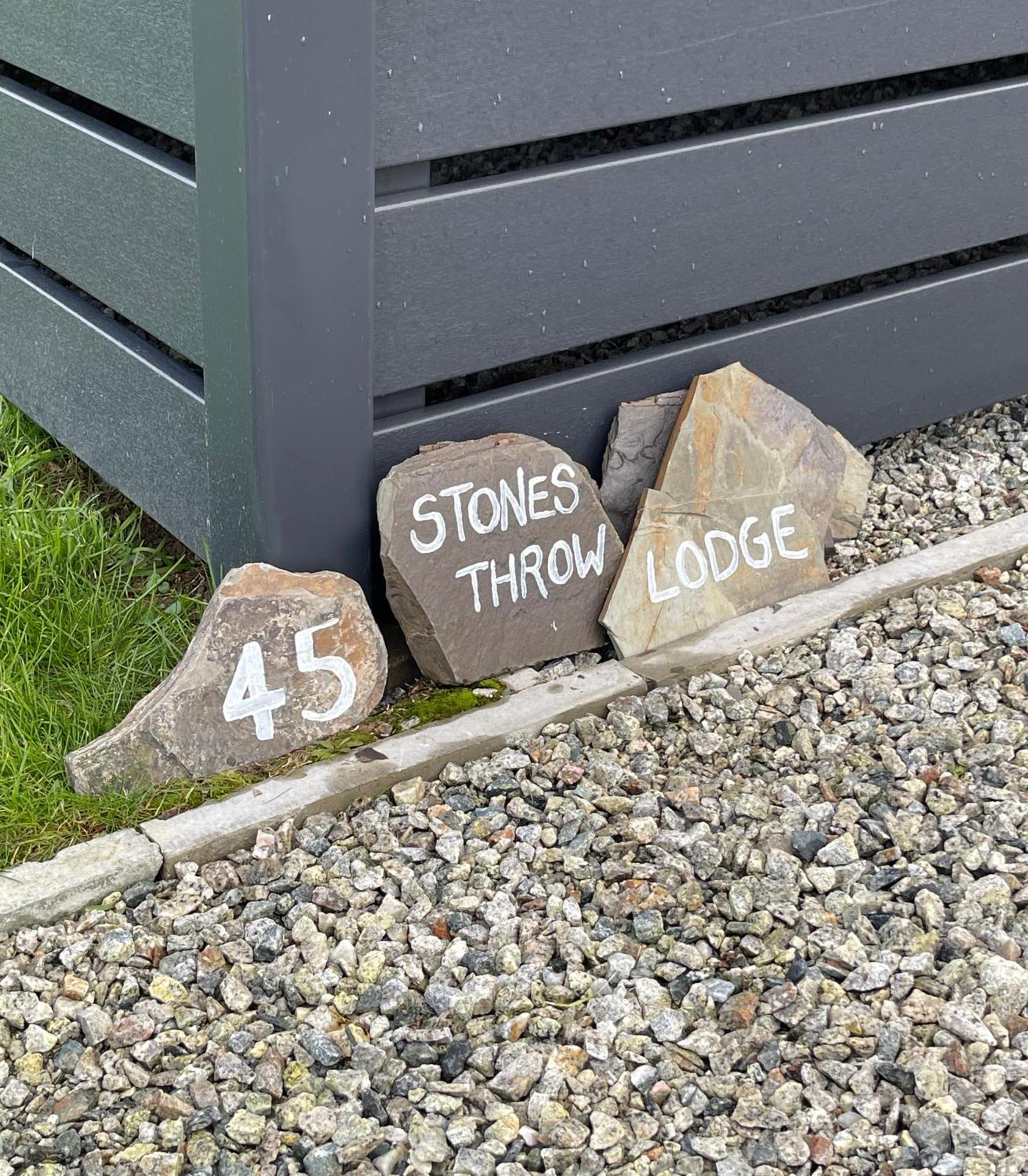 Stones Throw Apartment Padstow