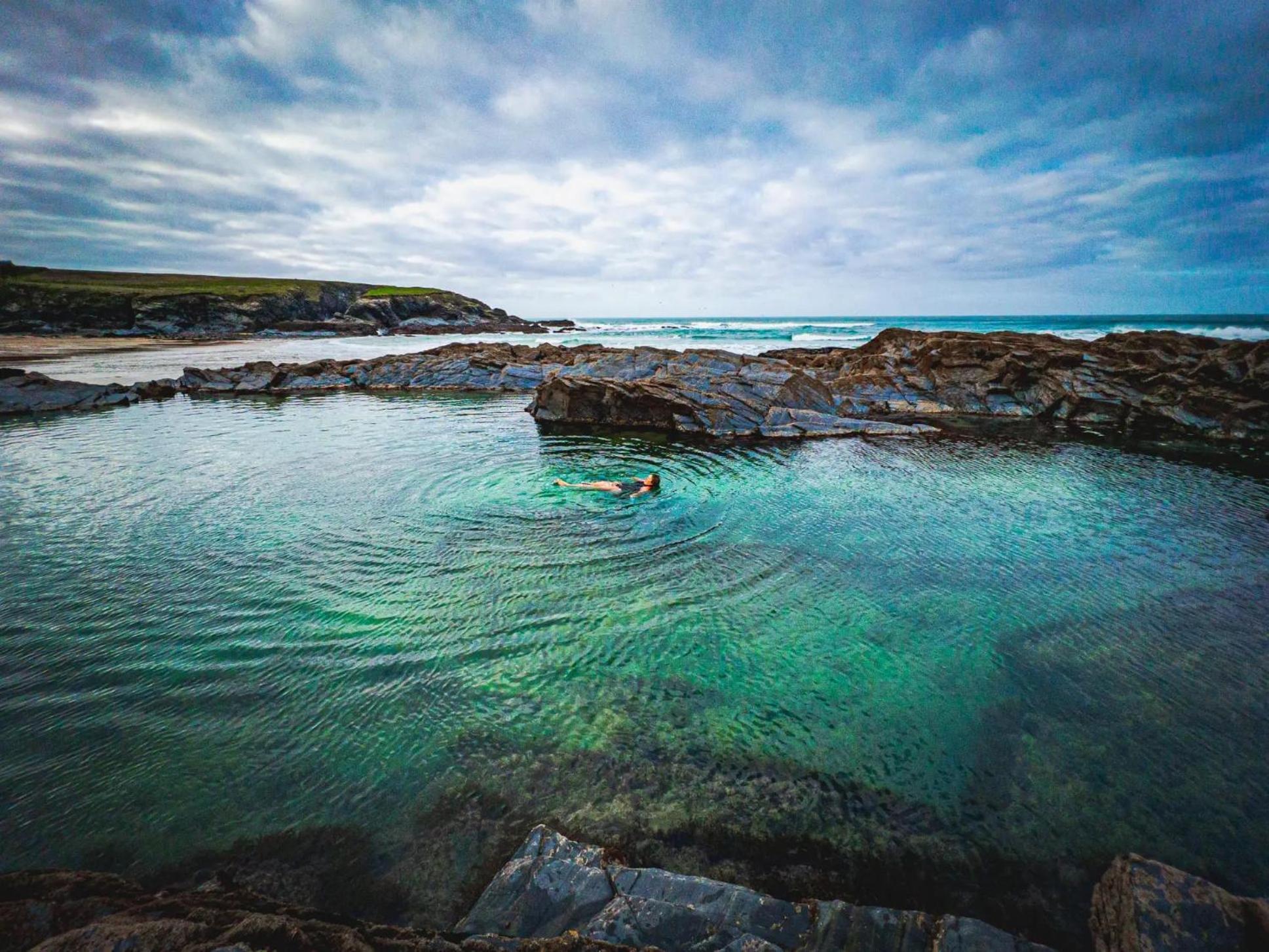 Stones Throw Apartment Padstow